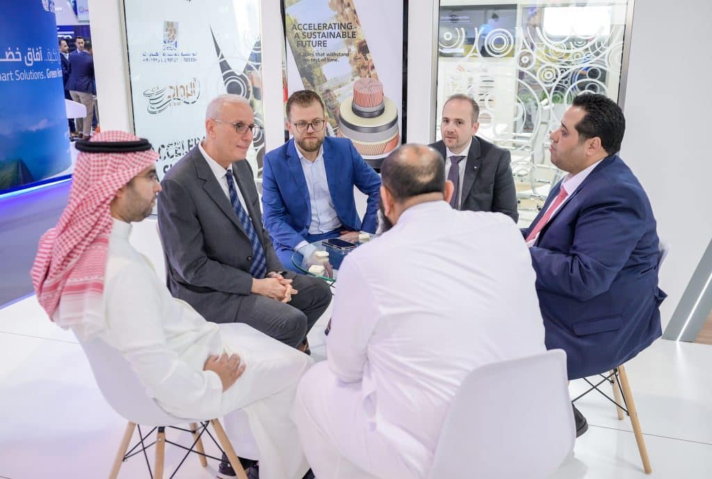 OLIVE MEDIA UAE-8746